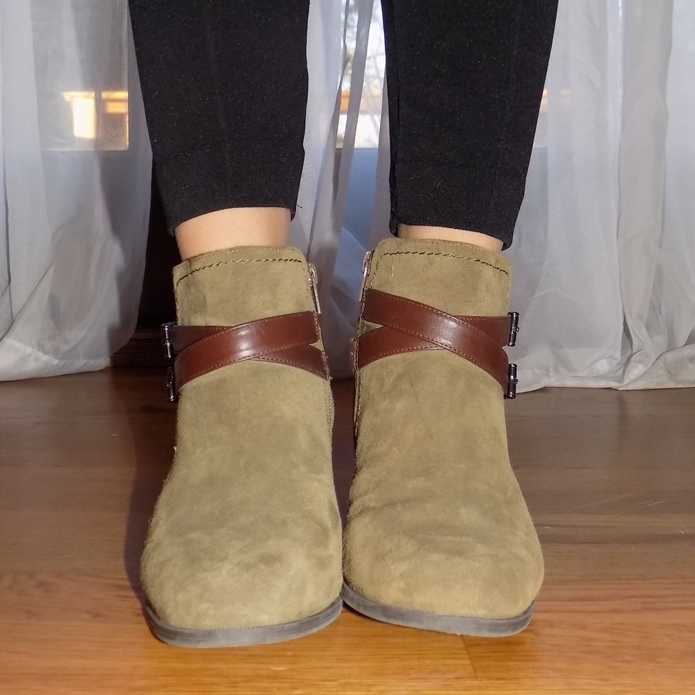 Booties - Picture 3 of 3